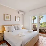 Pool-golf-ocean In Del Rey *