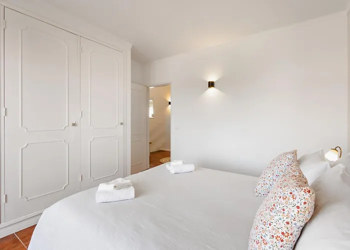 Pool-golf-ocean In Del Rey